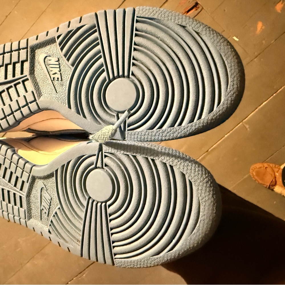 NIKE DUNK LOWS - Picture 3 of 3